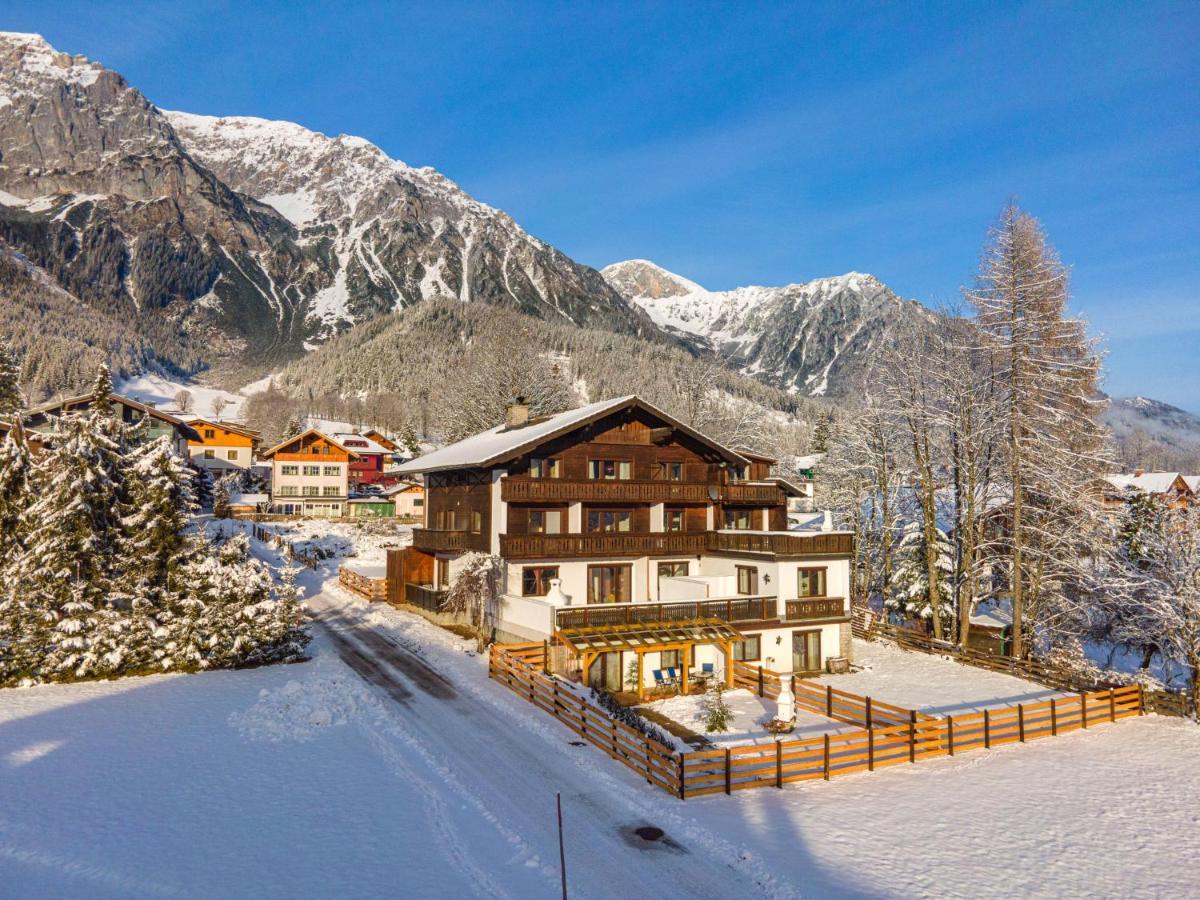 Bergidyll Top 1 Gartenwohnung Ramsau am Dachstein Exterior photo